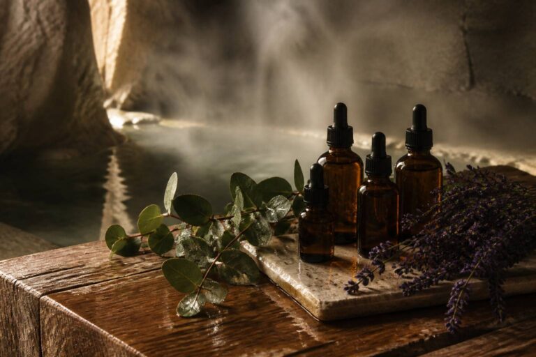 Aromathérapie : 10 huiles essentielles et leurs précautions